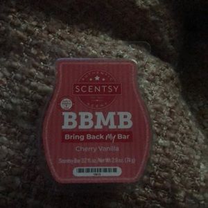 Scentsy wax bar cherry vanilla
